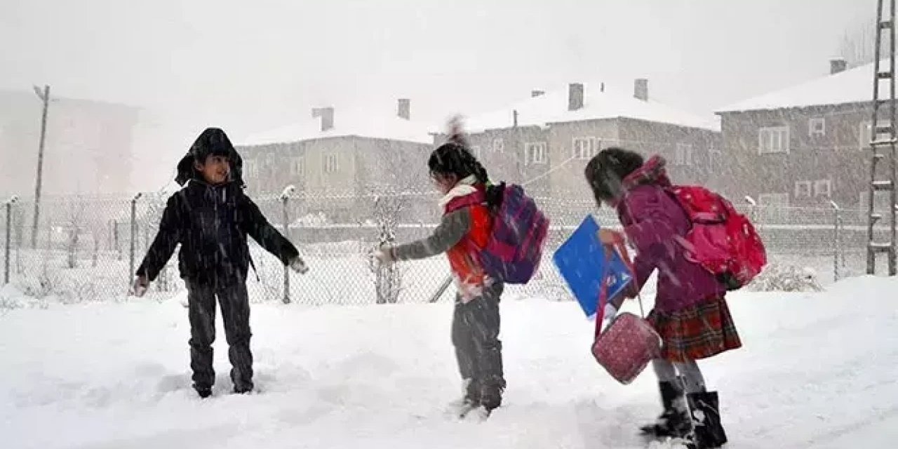 Son Dakika: Okullar Tatil Edildi